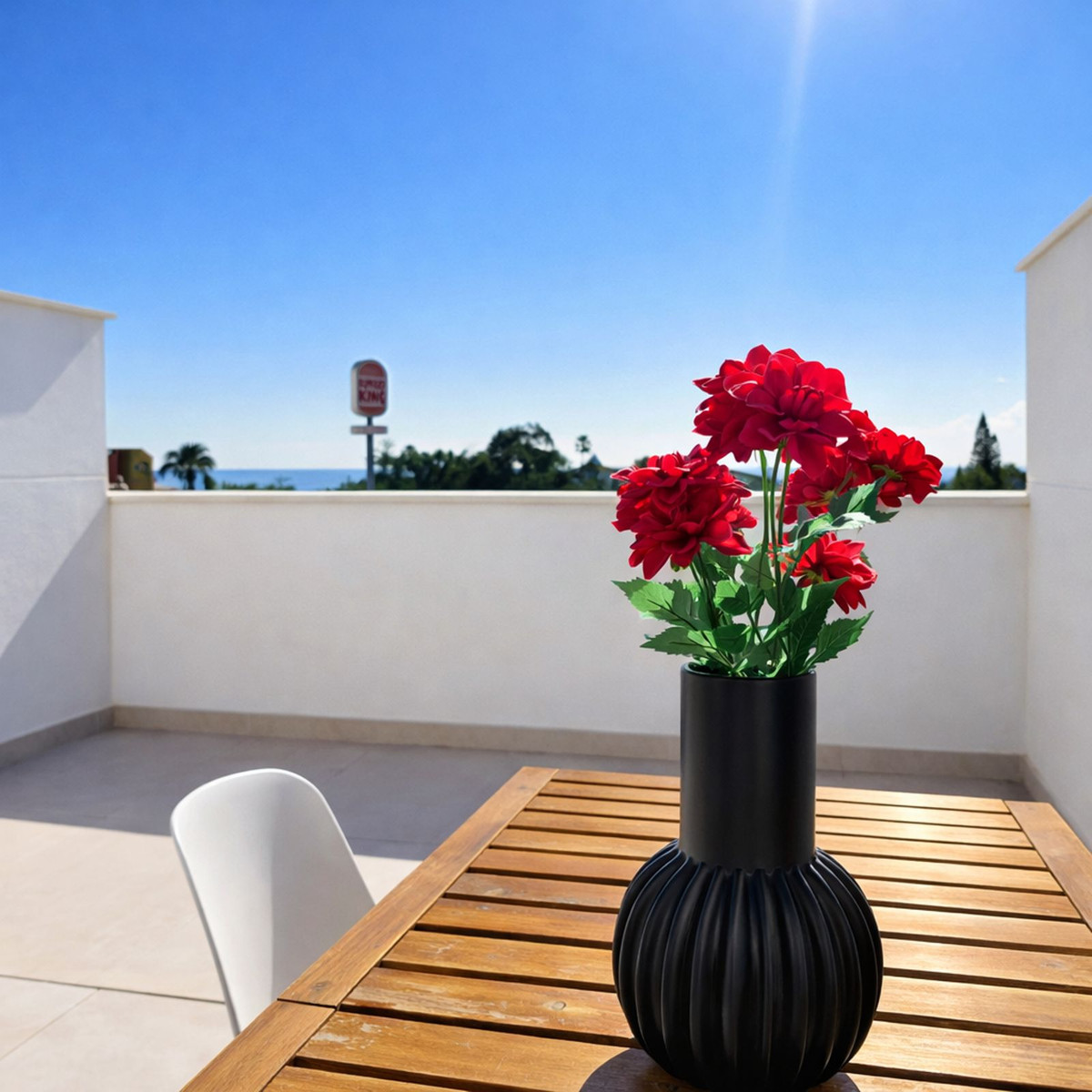 3 Bed, 2 Bath, ApartmentFor Sale, Estepona, Malaga