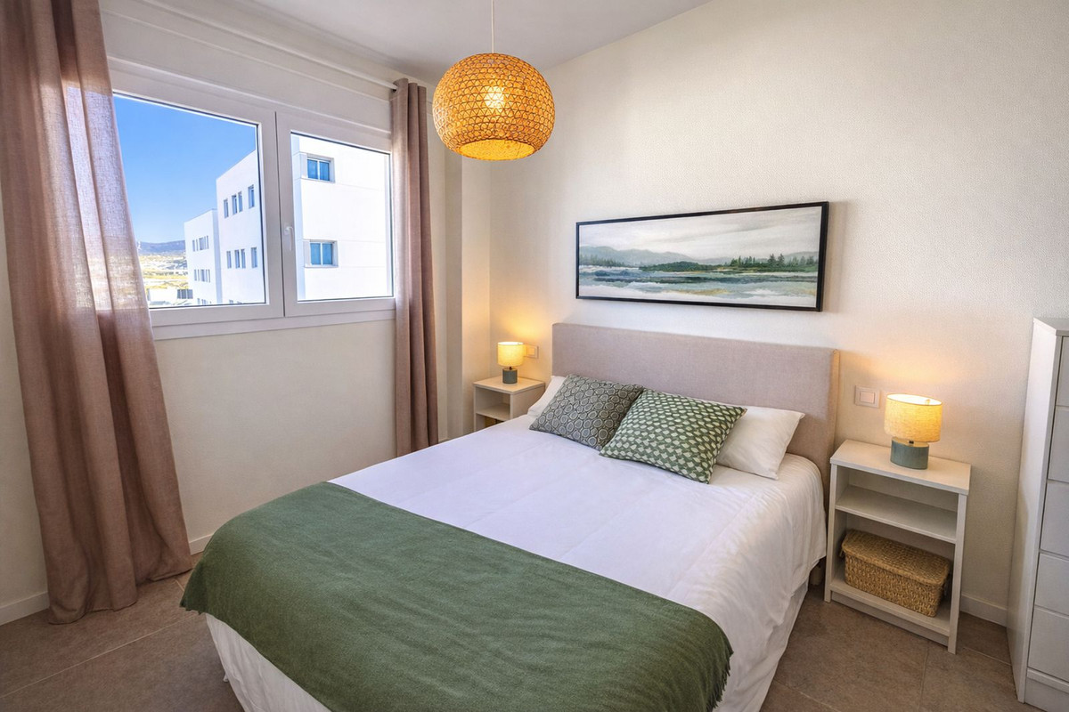 3 Bed, 2 Bath, ApartmentFor Sale, Estepona, Malaga