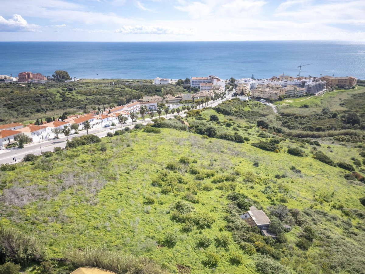 La Duquesa, Malaga, ,For Sale,R5333131