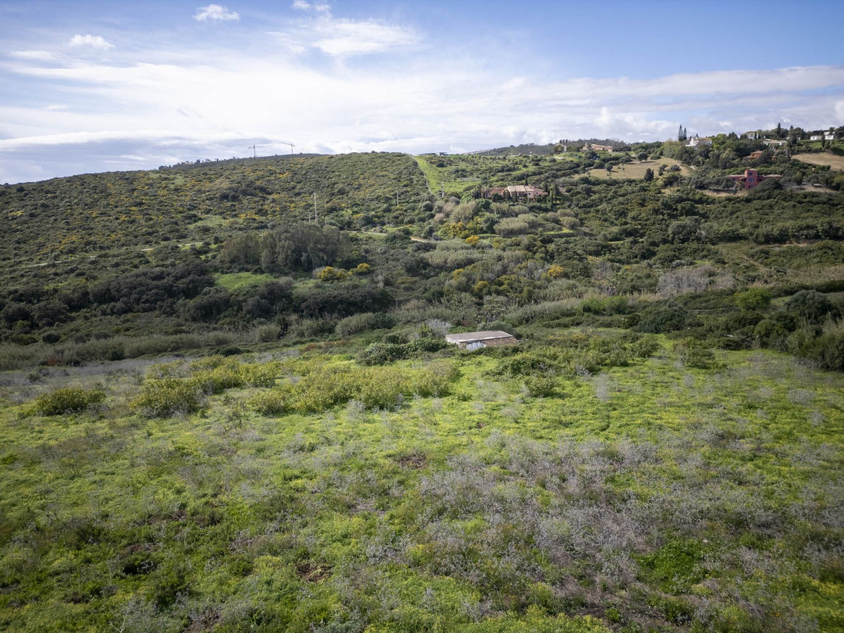 La Duquesa, Malaga, ,For Sale,R5333131