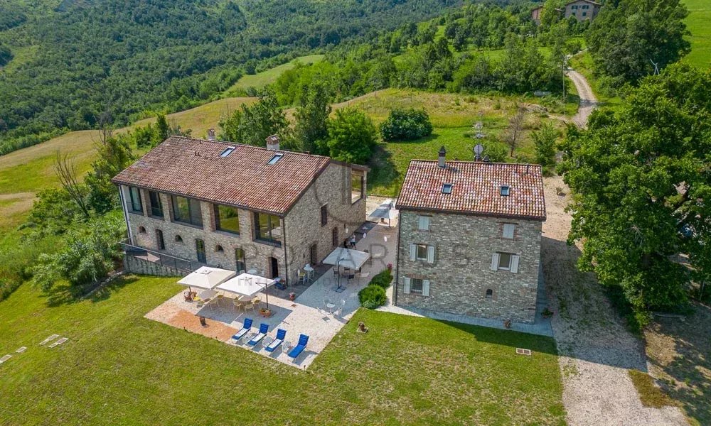 10 Bed, 13 Bath, HouseFor Sale, Zocca, Modena