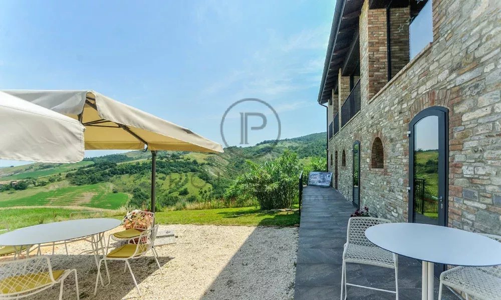 10 Bed, 13 Bath, HouseFor Sale, Zocca, Modena