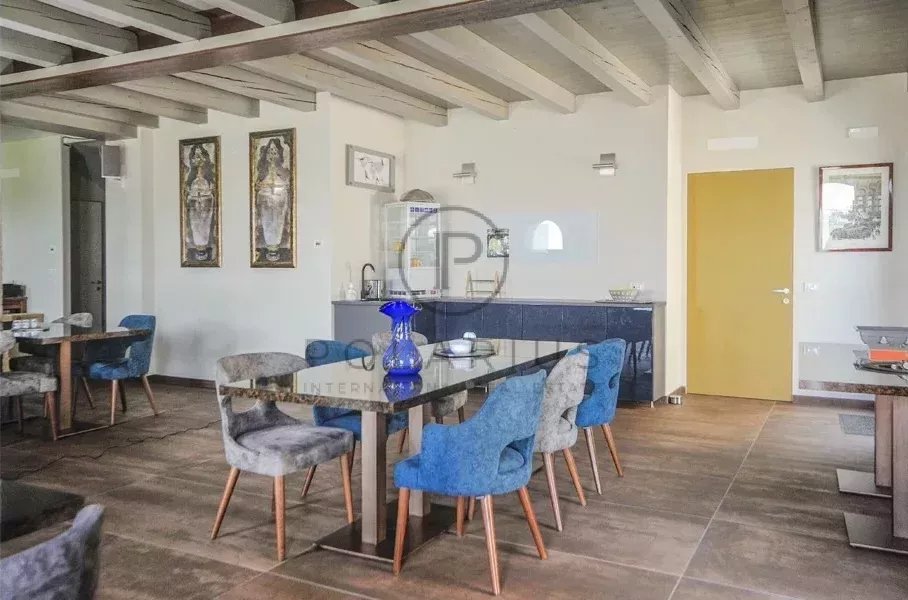 10 Bed, 13 Bath, HouseFor Sale, Zocca, Modena