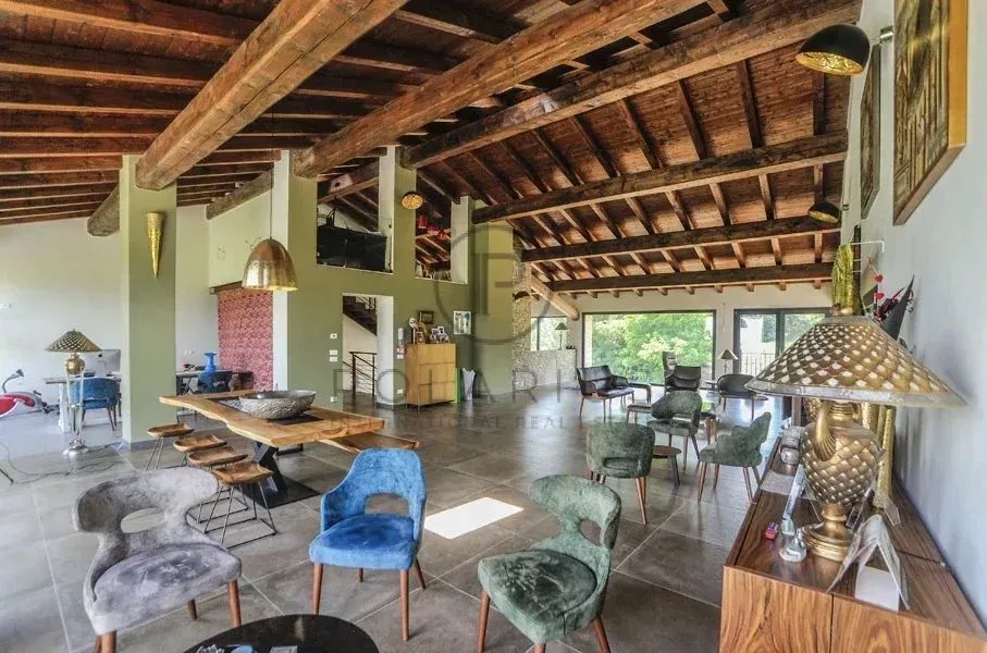 10 Bed, 13 Bath, HouseFor Sale, Zocca, Modena