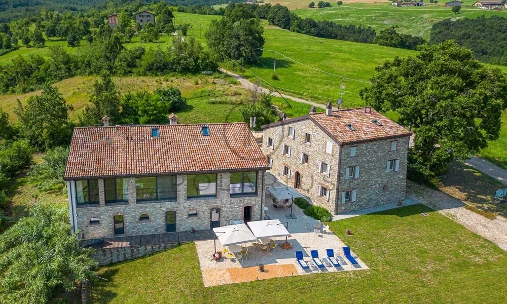 10 Bed, 13 Bath, HouseFor Sale, Zocca, Modena