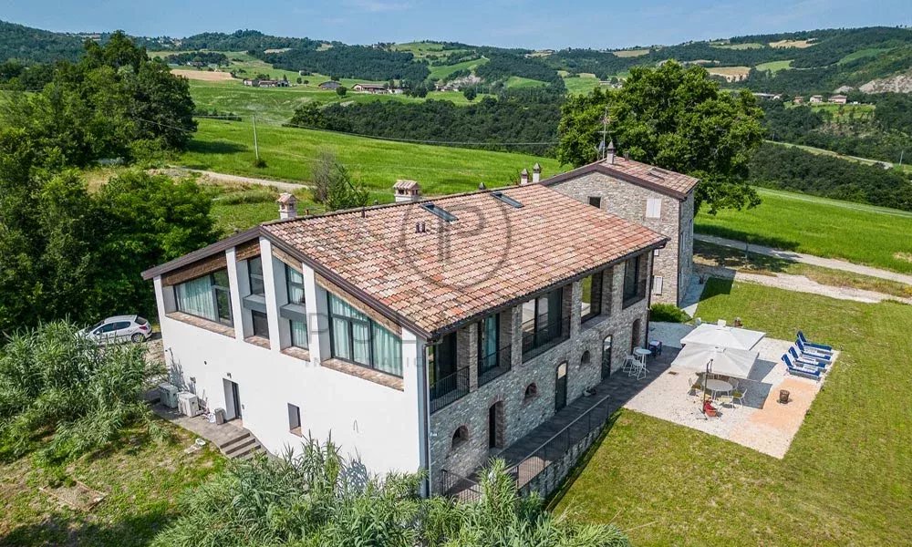 10 Bed, 13 Bath, HouseFor Sale, Zocca, Modena