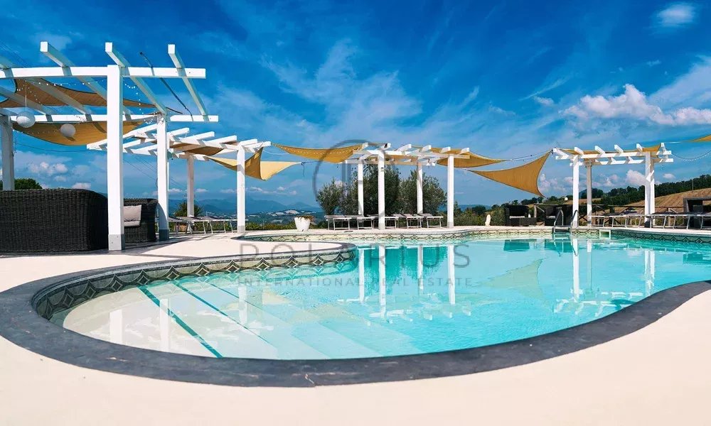 Commercial Property, For Sale