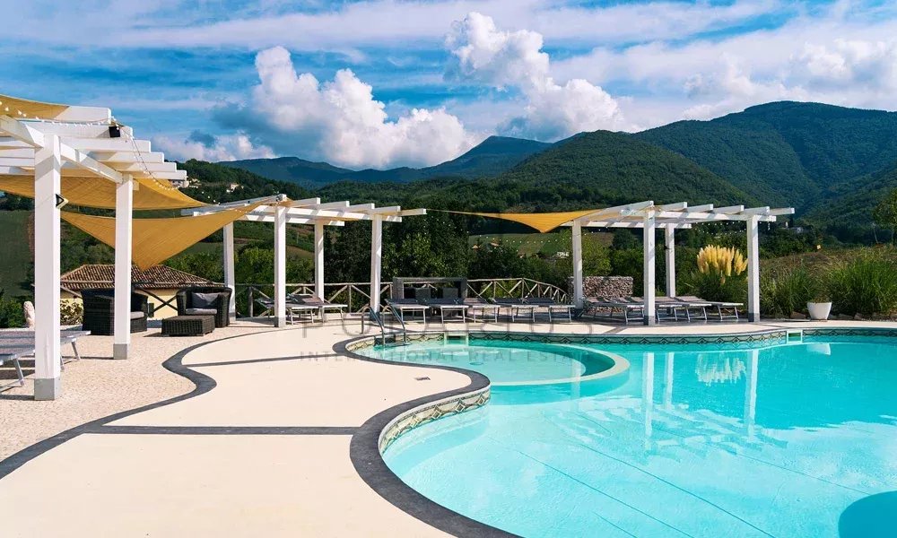 Commercial Property, For Sale