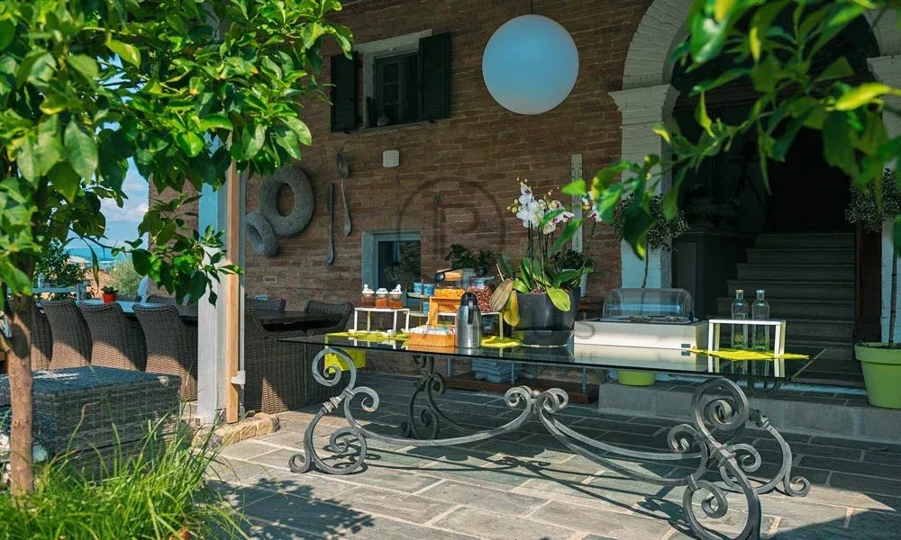 Commercial Property, For Sale