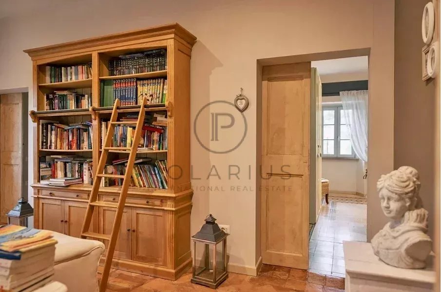 Commercial Property, For Sale