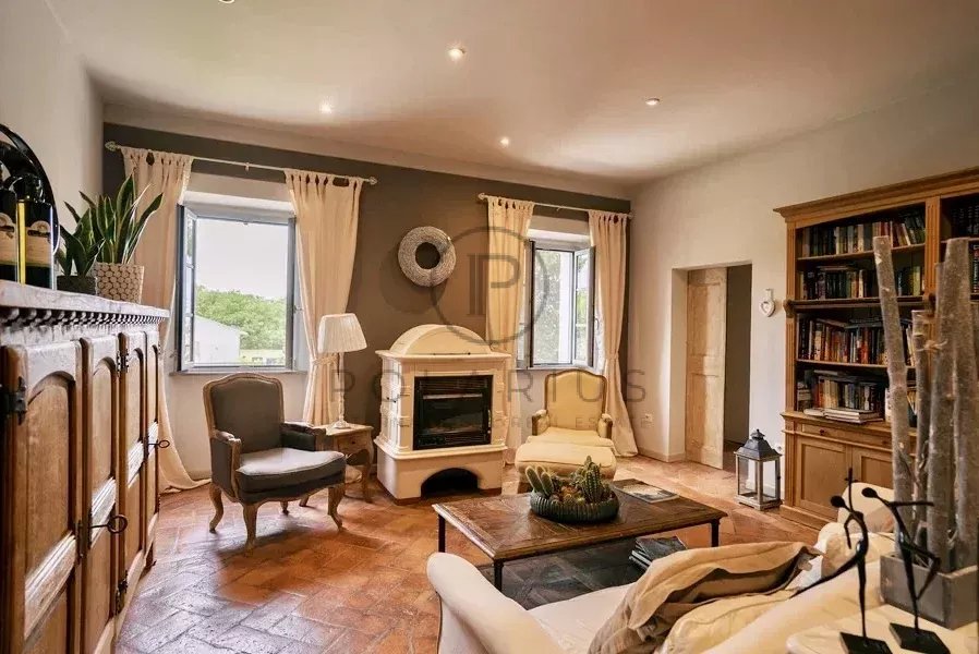 Commercial Property, For Sale