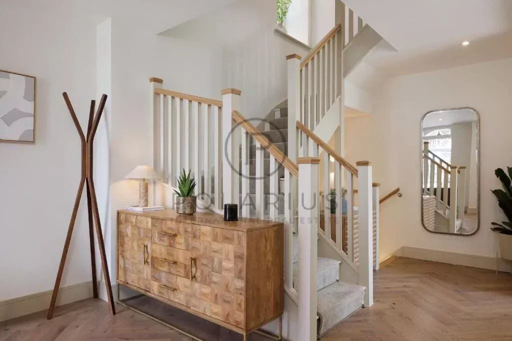 5 Bed, 5 Bath, HouseFor Sale, London, Greater London (city Of London)