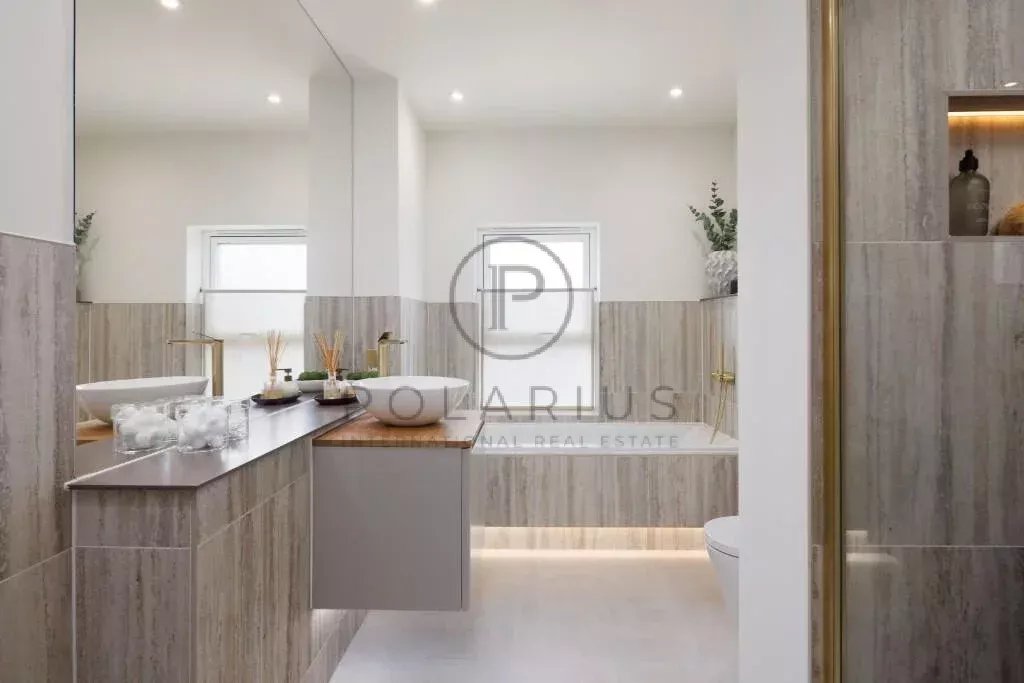 5 Bed, 5 Bath, HouseFor Sale, London, Greater London (city Of London)