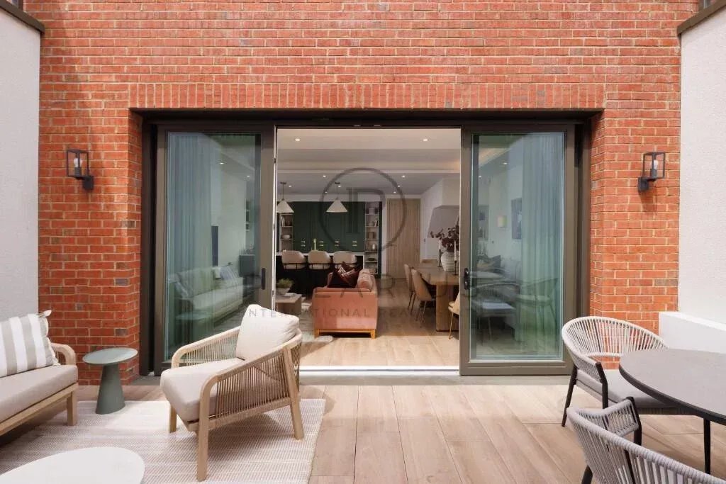 5 Bed, 5 Bath, HouseFor Sale, London, Greater London (city Of London)