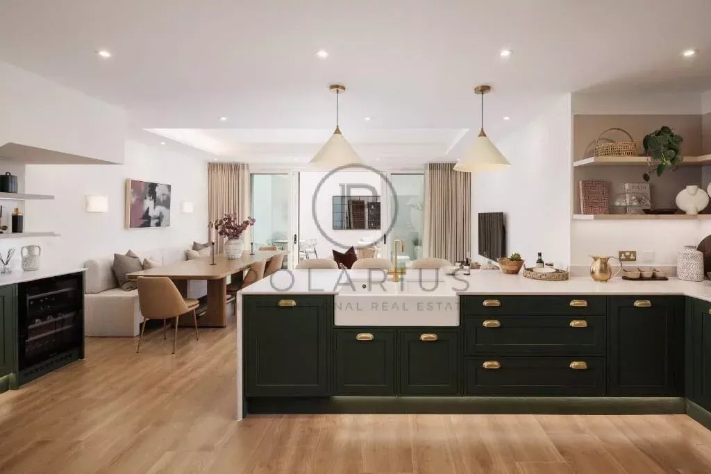 5 Bed, 5 Bath, HouseFor Sale, London, Greater London (city Of London)