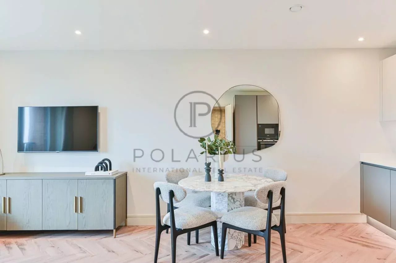 2 Bed, 1 Bath, ApartmentFor Sale, London, Greater London (city Of London)