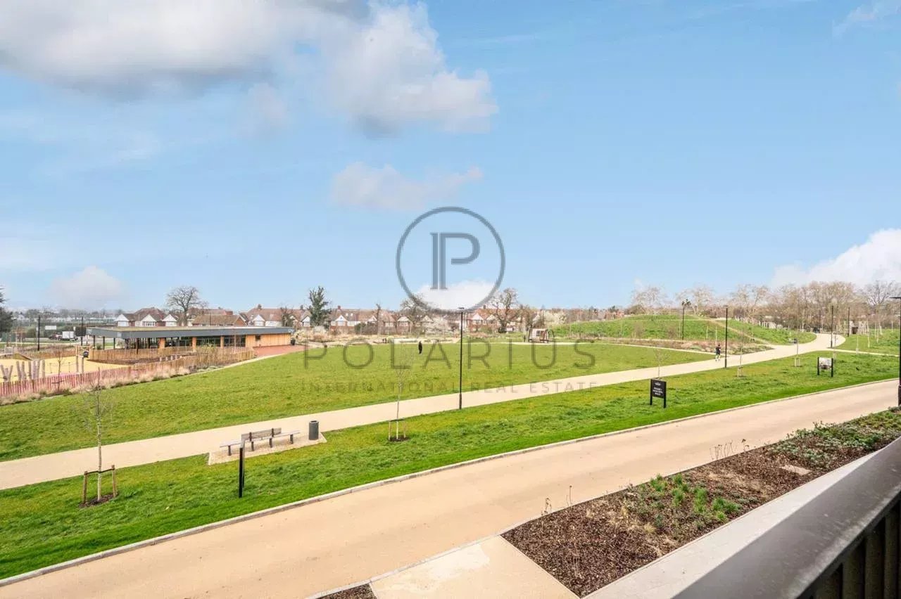 2 Bed, 1 Bath, ApartmentFor Sale, London, Greater London (city Of London)