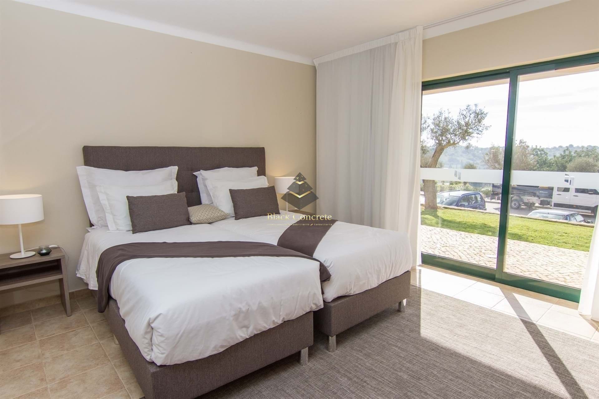1 Bed, 1 Bath, ApartmentFor Sale, Lagoa, Faro, 8400