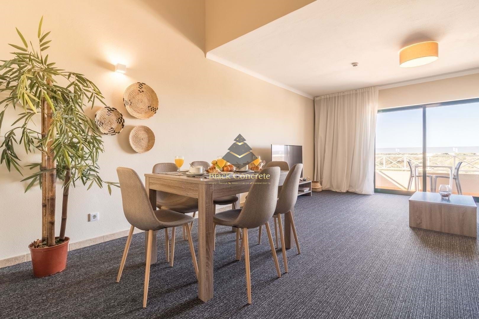 2 Bed, 2 Bath, ApartmentFor Sale, Lagoa, Faro