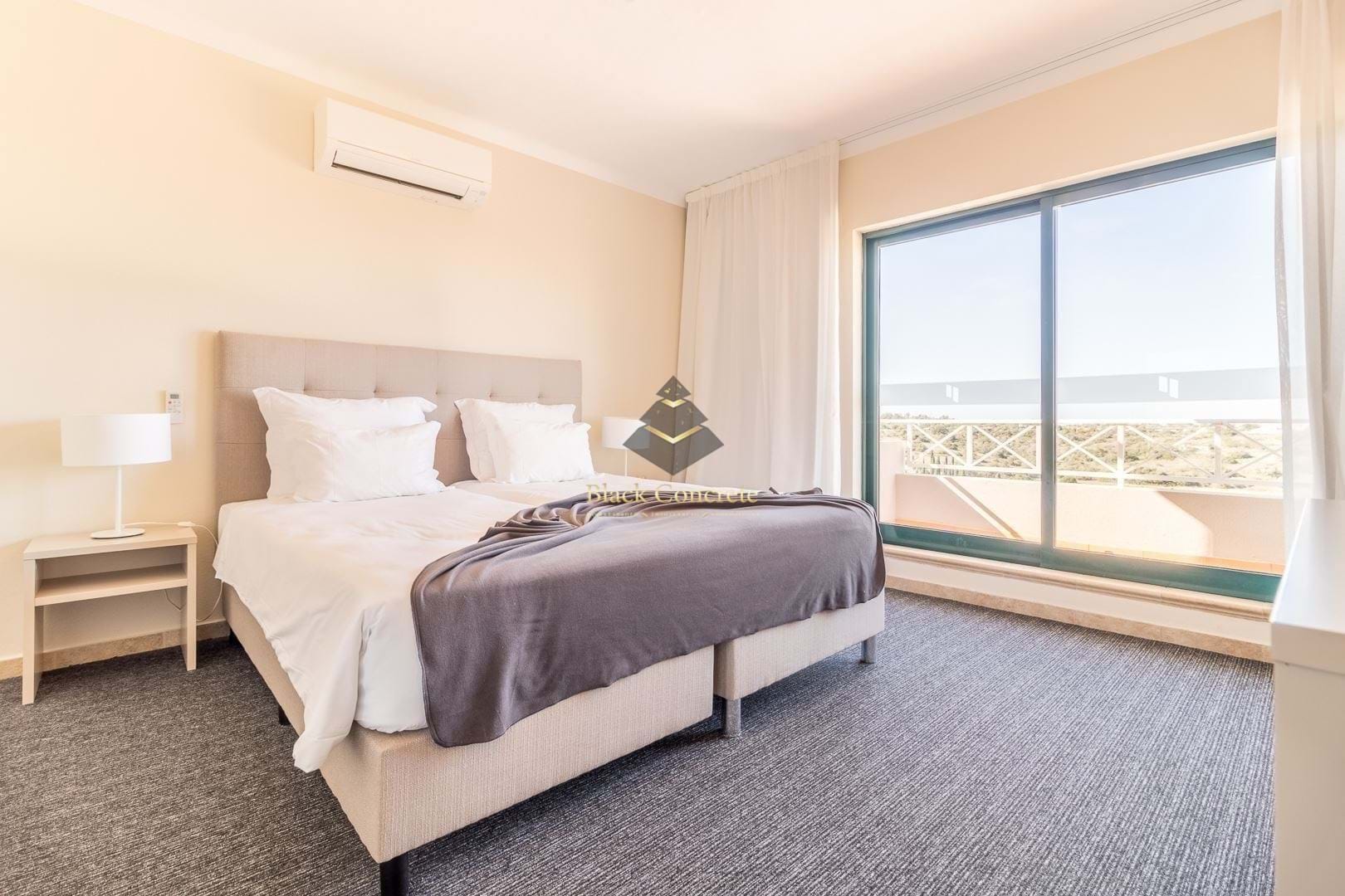 2 Bed, 2 Bath, ApartmentFor Sale, Lagoa, Faro