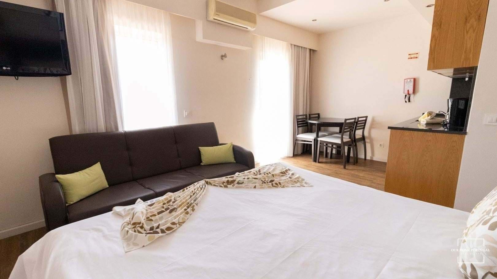 1 Bath, ApartmentFor Sale, Portimao, Faro, 8500-088