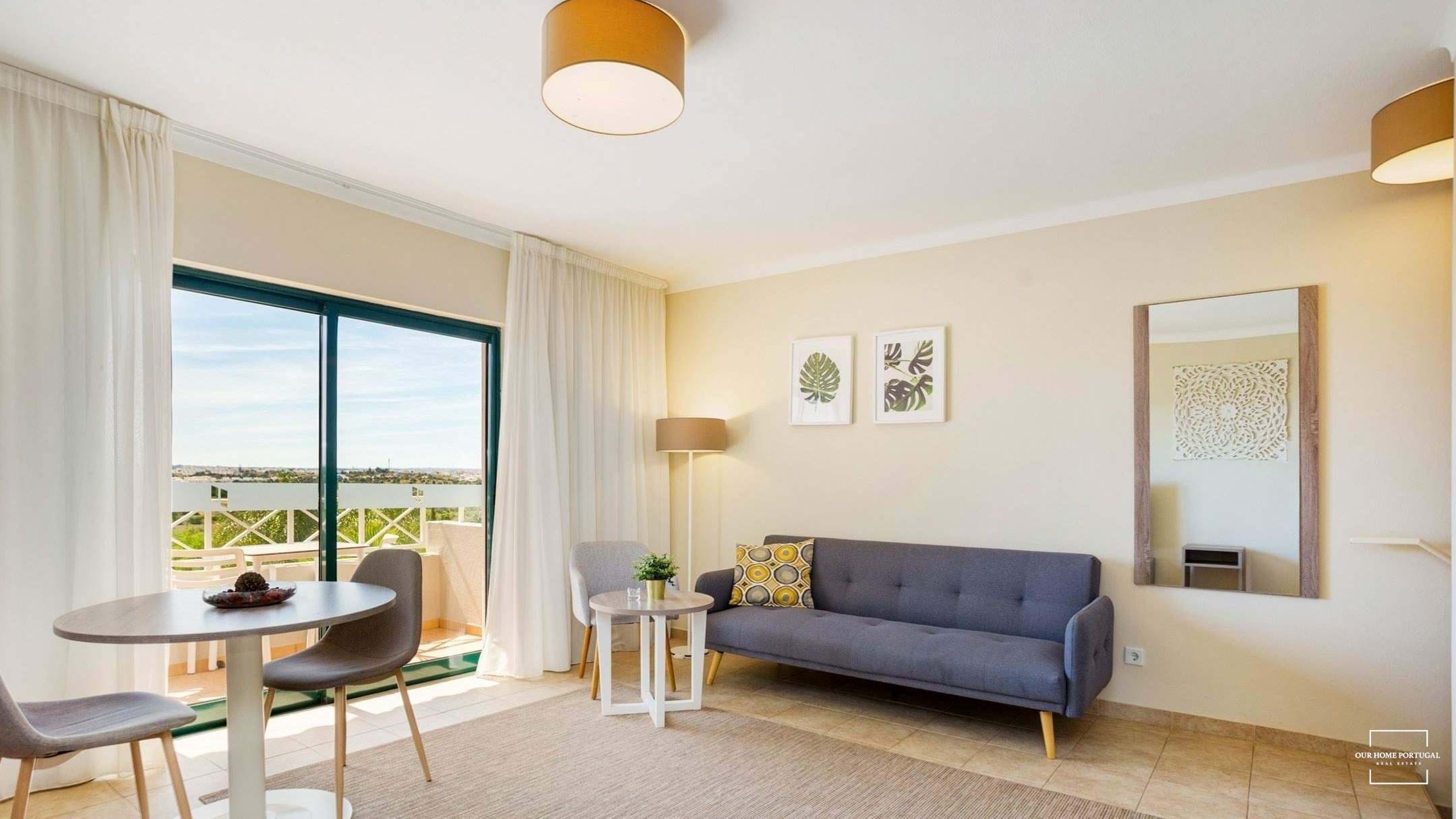 1 Bath, ApartmentFor Sale, Lagoa, Faro, 8400-557