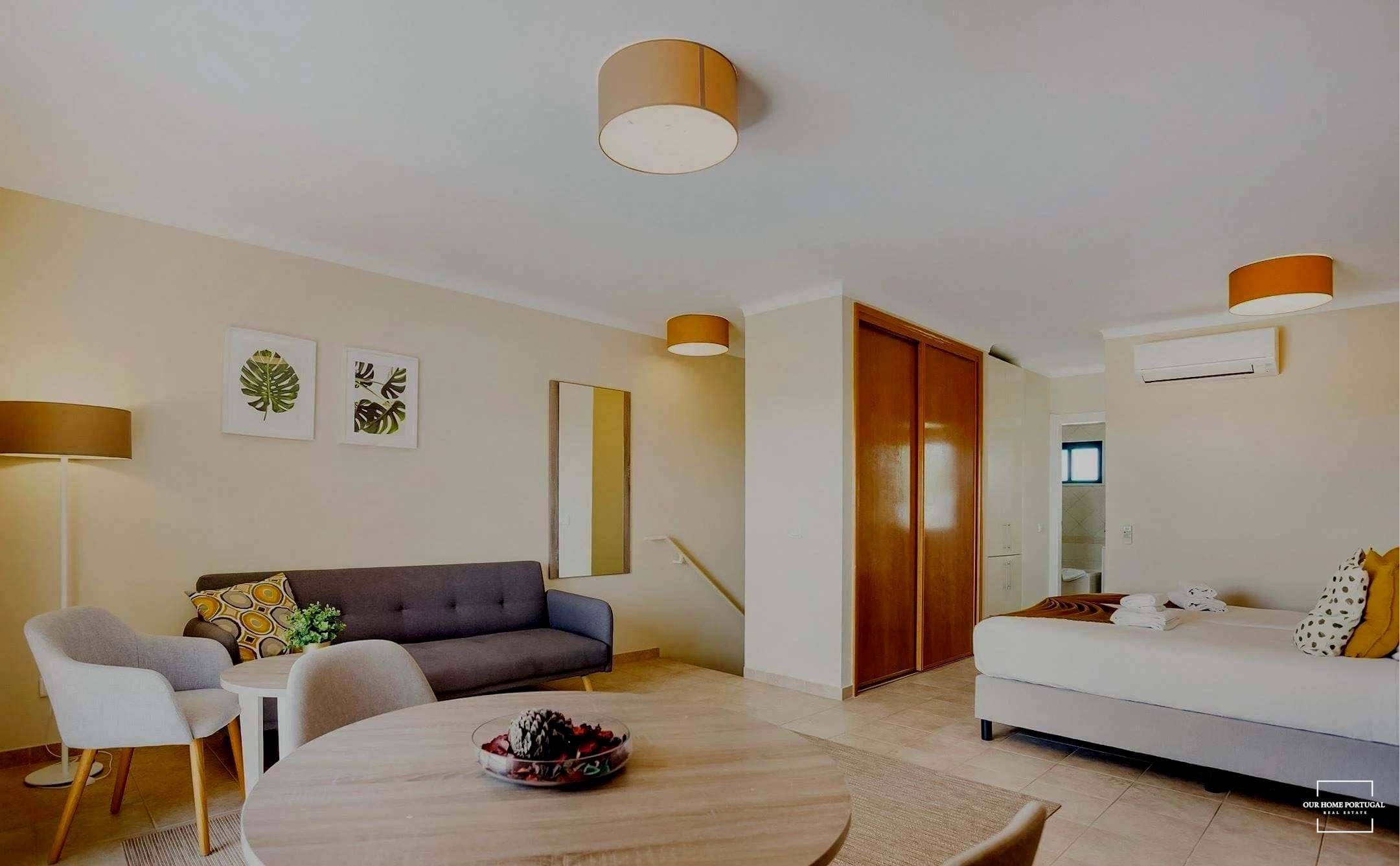 1 Bath, ApartmentFor Sale, Lagoa, Faro, 8400-557