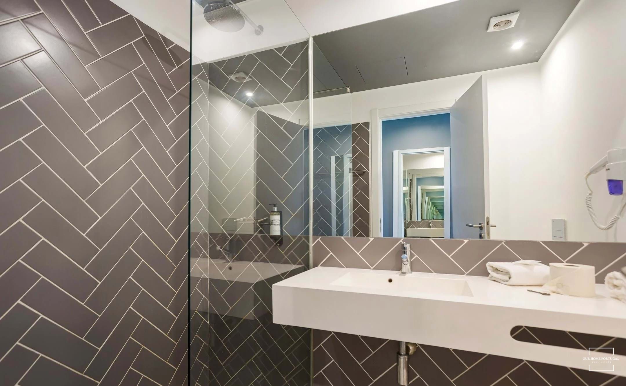 1 Bed, 1 Bath, ApartmentFor Sale, Carvoeiro, Lagoa, Faro, 8400-526