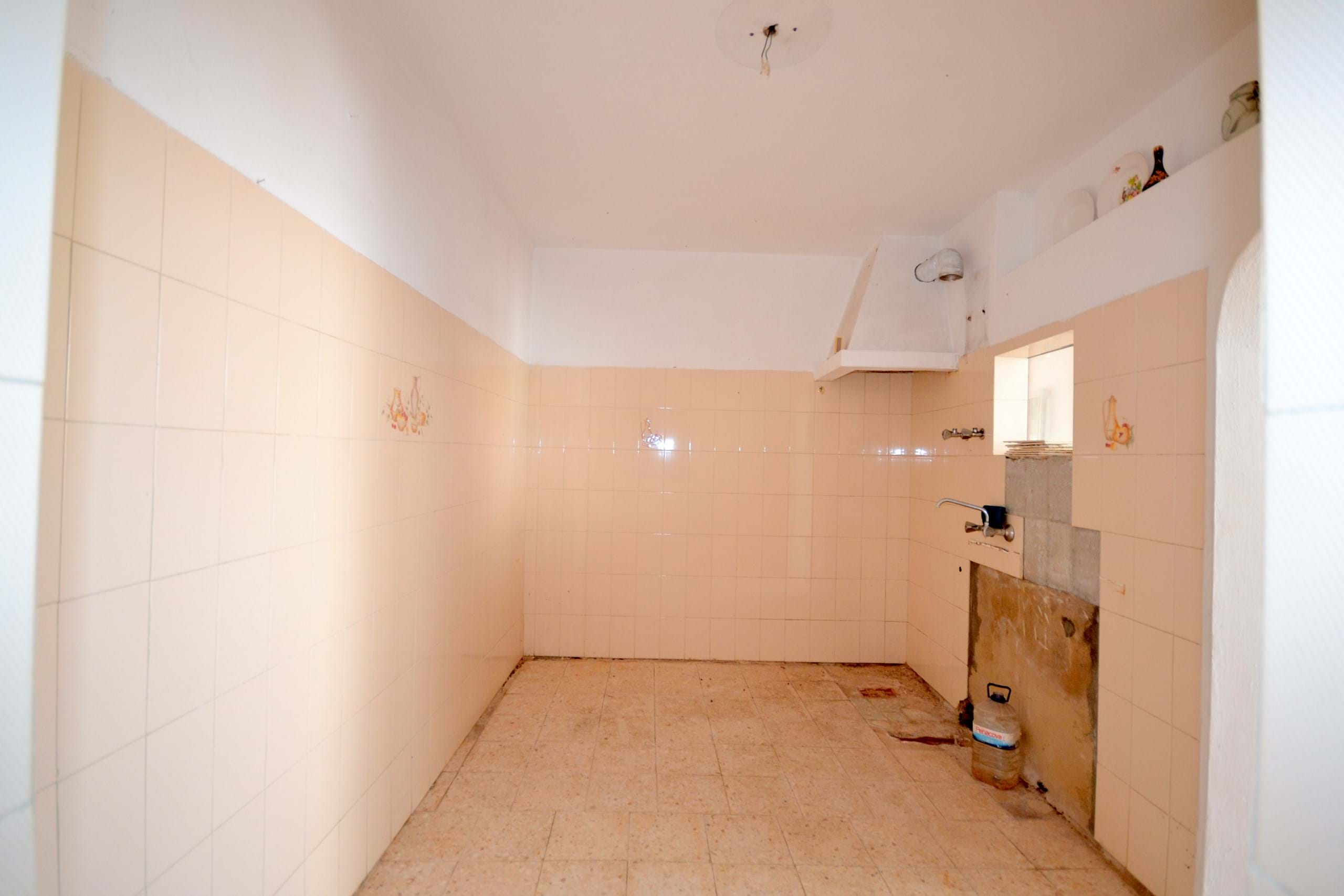 3 Bed, 1 Bath, HouseFor Sale, Loulé, Faro, 8100-012