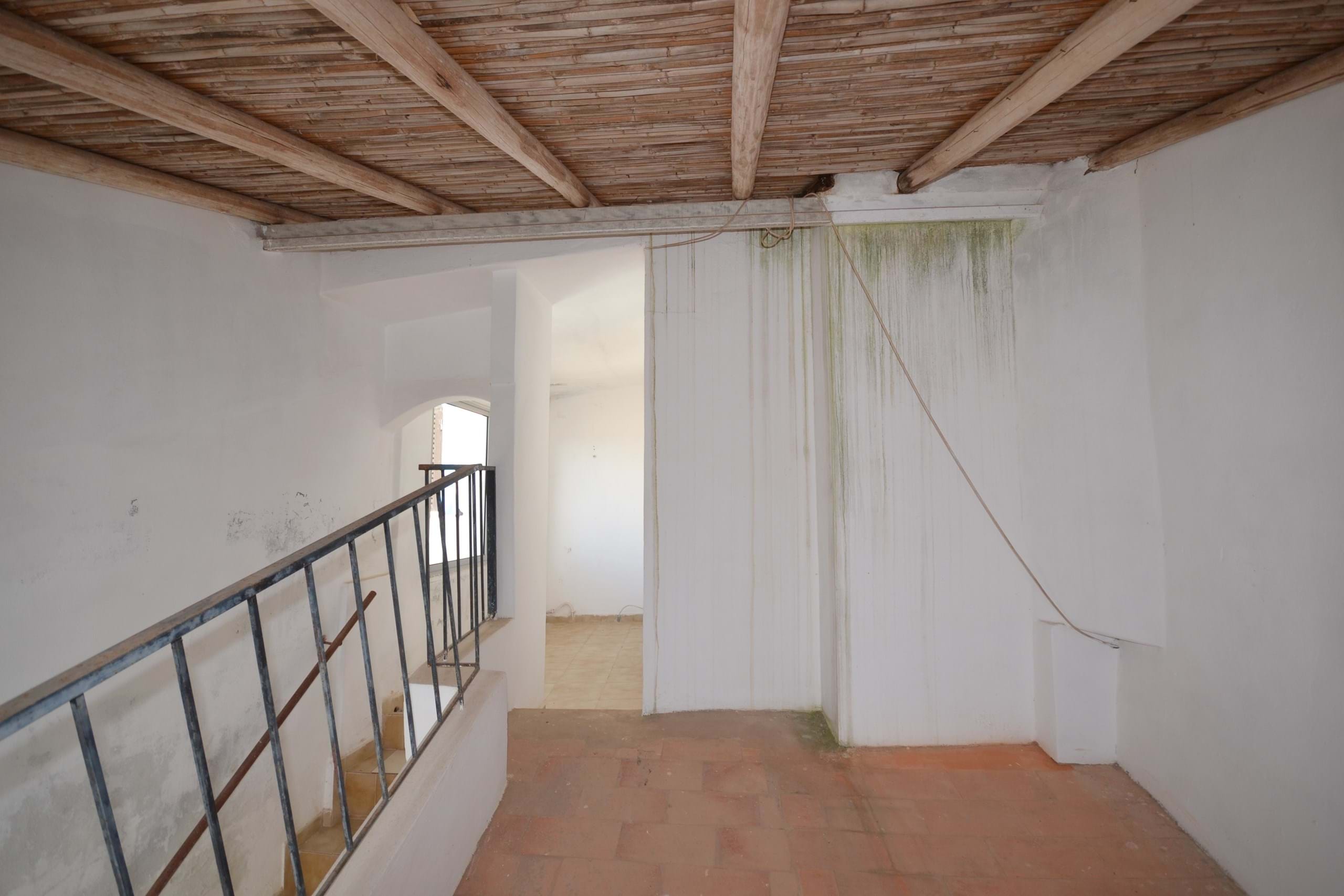 3 Bed, 1 Bath, HouseFor Sale, Loulé, Faro, 8100-012