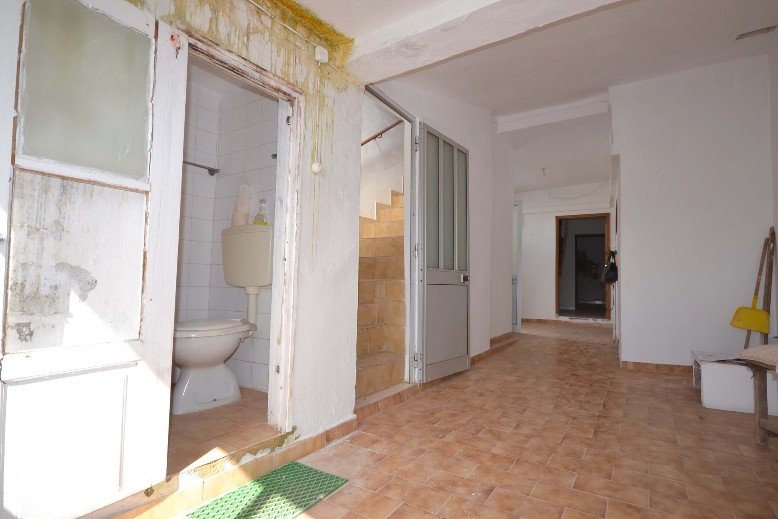 3 Bed, 1 Bath, HouseFor Sale, Loulé, Faro, 8100-012