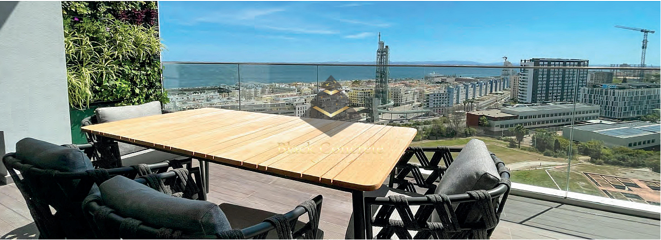 4 Bed, 4 Bath, ApartmentFor Sale, Lisboa, Lisboa, 1990-221