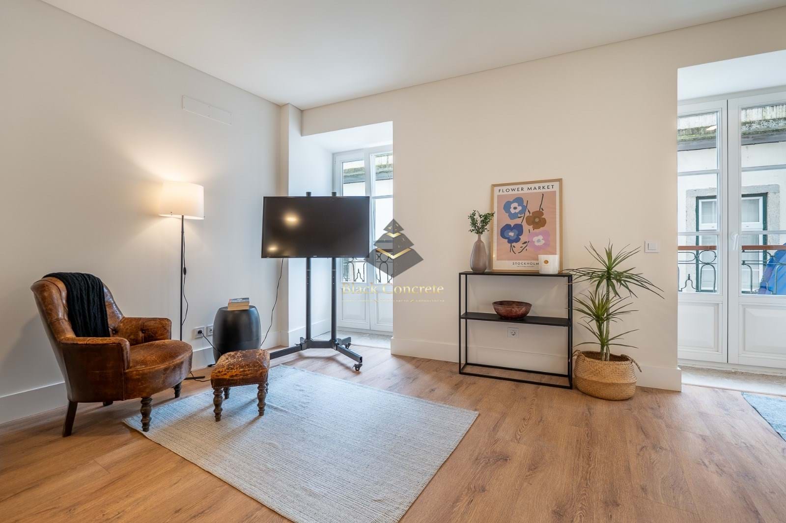 2 Bed, 1 Bath, ApartmentFor Sale, Lisboa, Lisboa, 1200-211