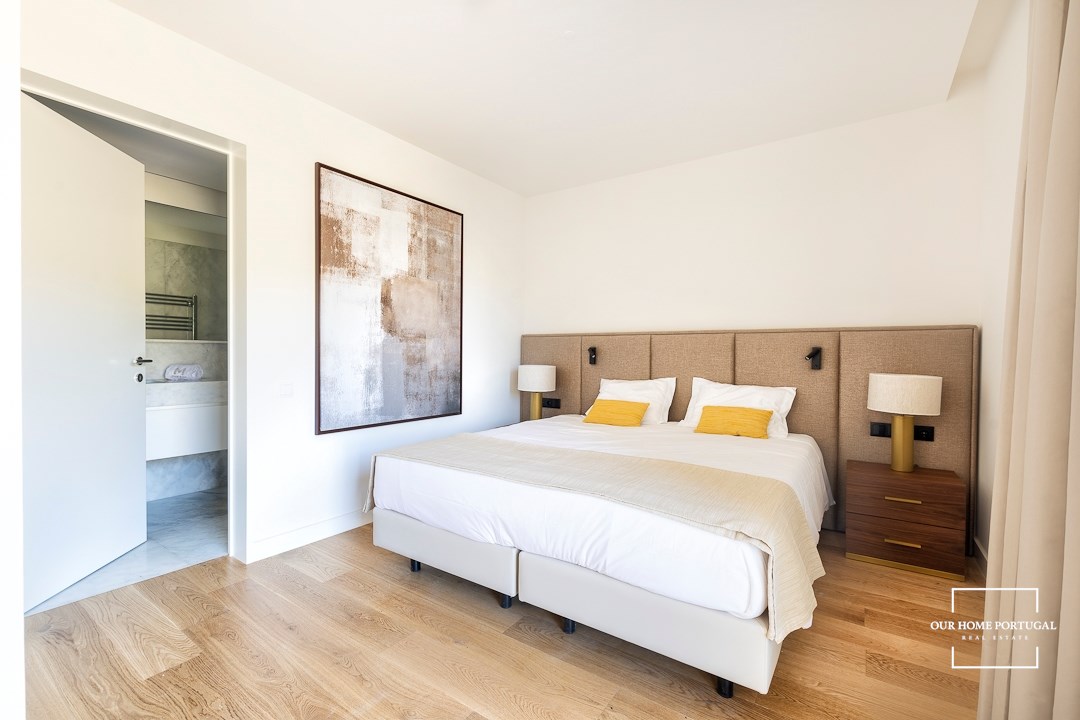 4 Bed, 4 Bath, ApartmentFor Sale, Cascais, Lisboa, 2750-003