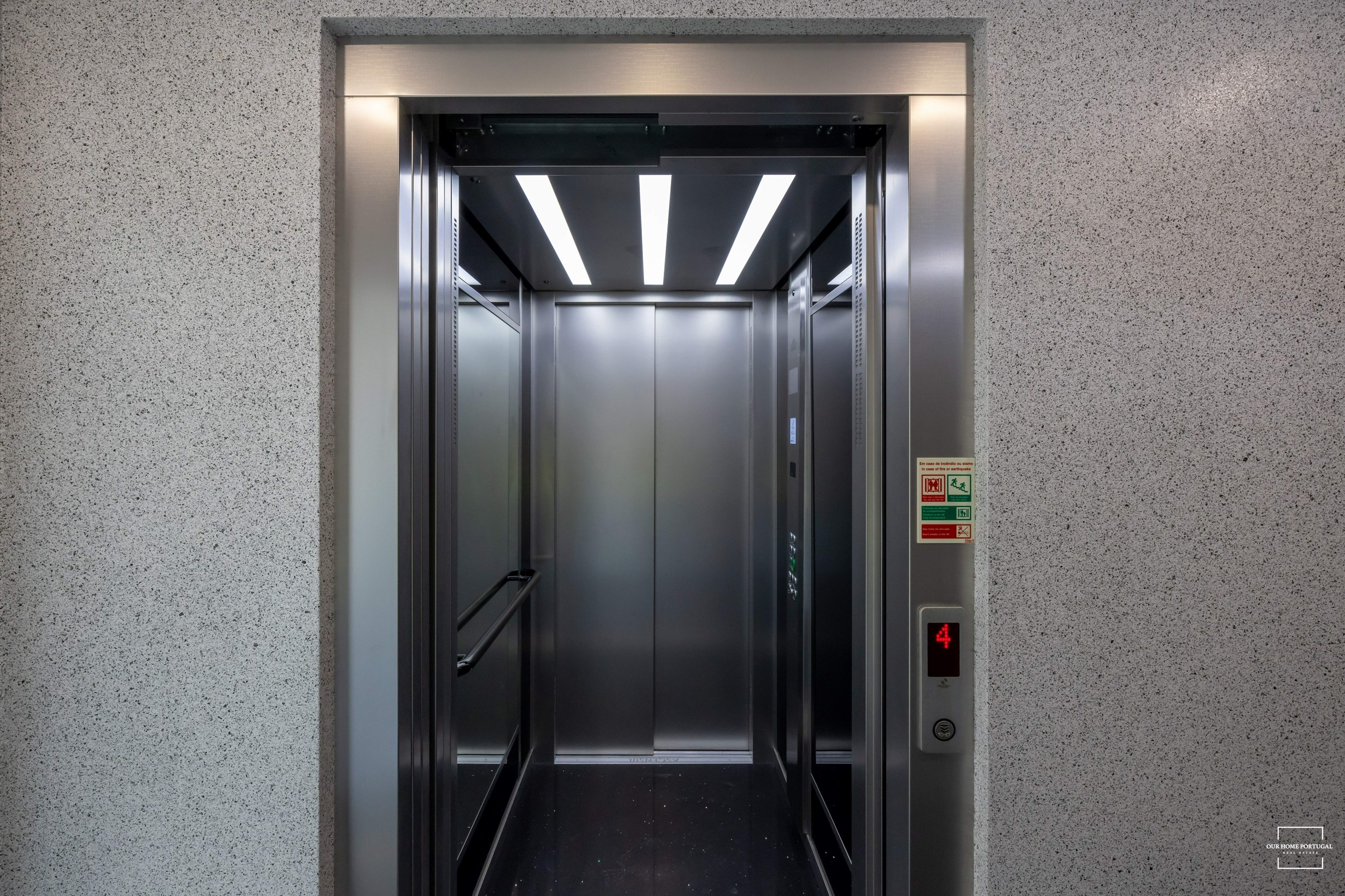 4 Bed, 5 Bath, ApartmentFor Sale, Alcochete, Setubal, 2890-497