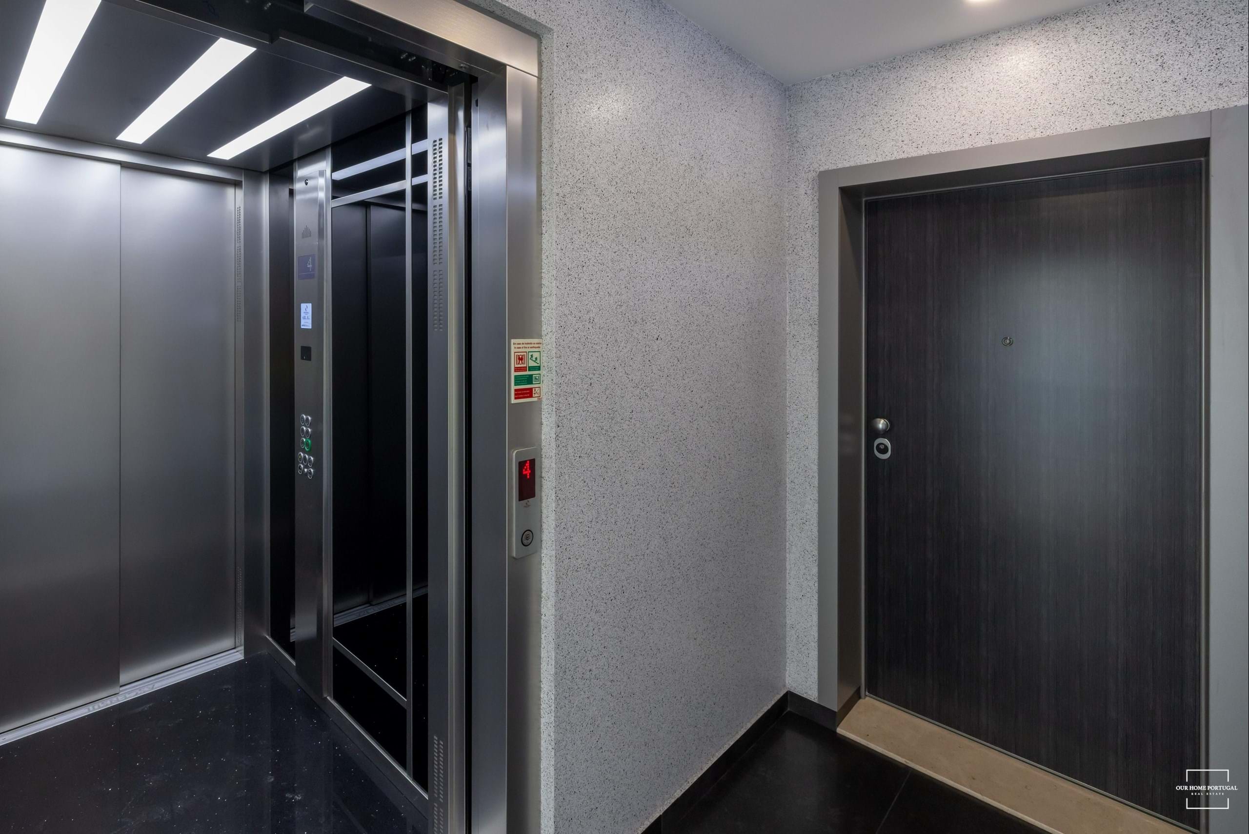 4 Bed, 5 Bath, ApartmentFor Sale, Alcochete, Setubal, 2890-497