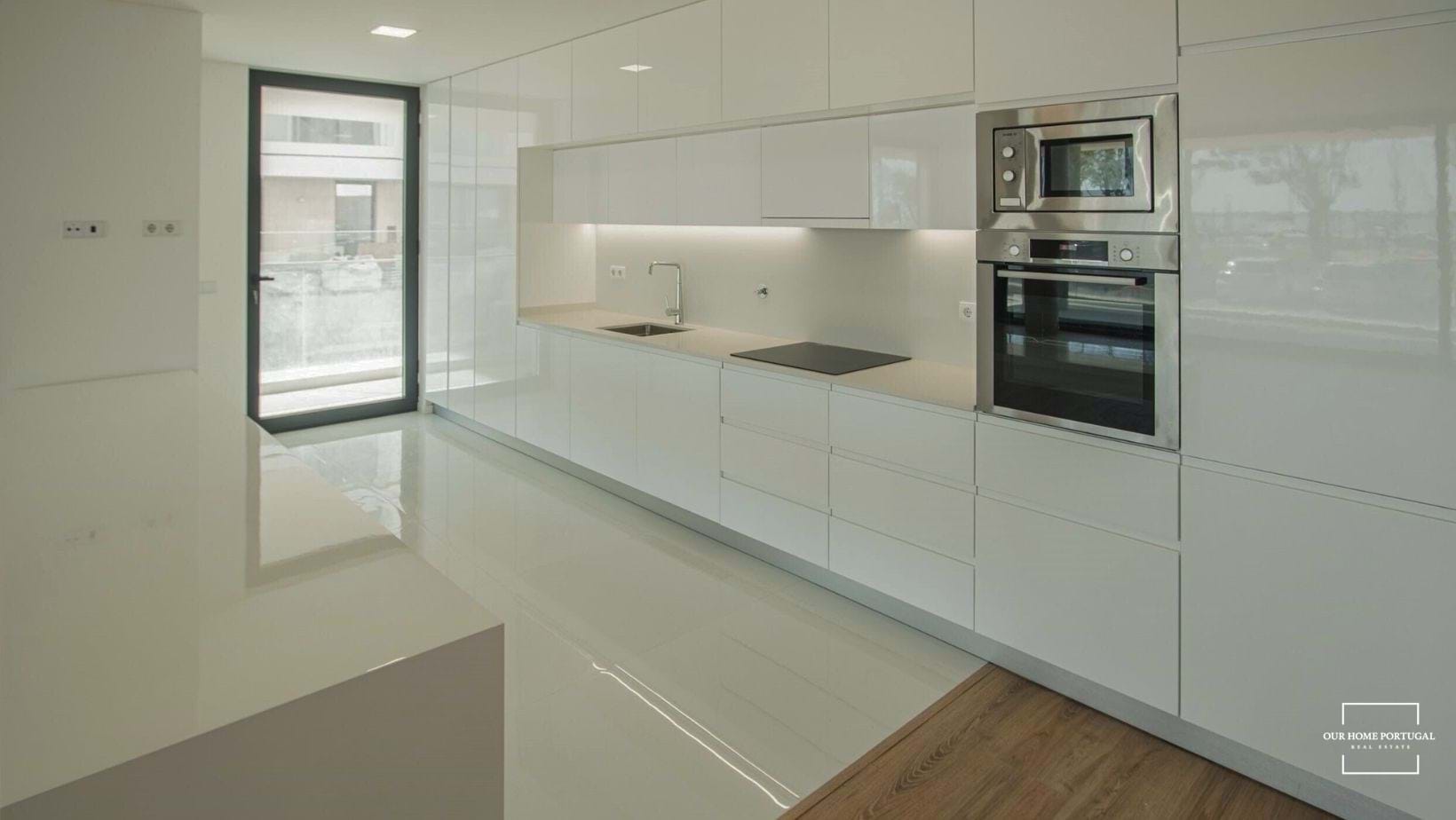 2 Bed, 3 Bath, ApartmentFor Sale, Olhão, Faro, 8700-408