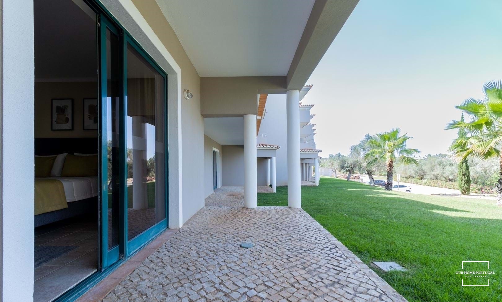 1 Bed, 2 Bath, ApartmentFor Sale, Lagoa, Faro, 8400-121