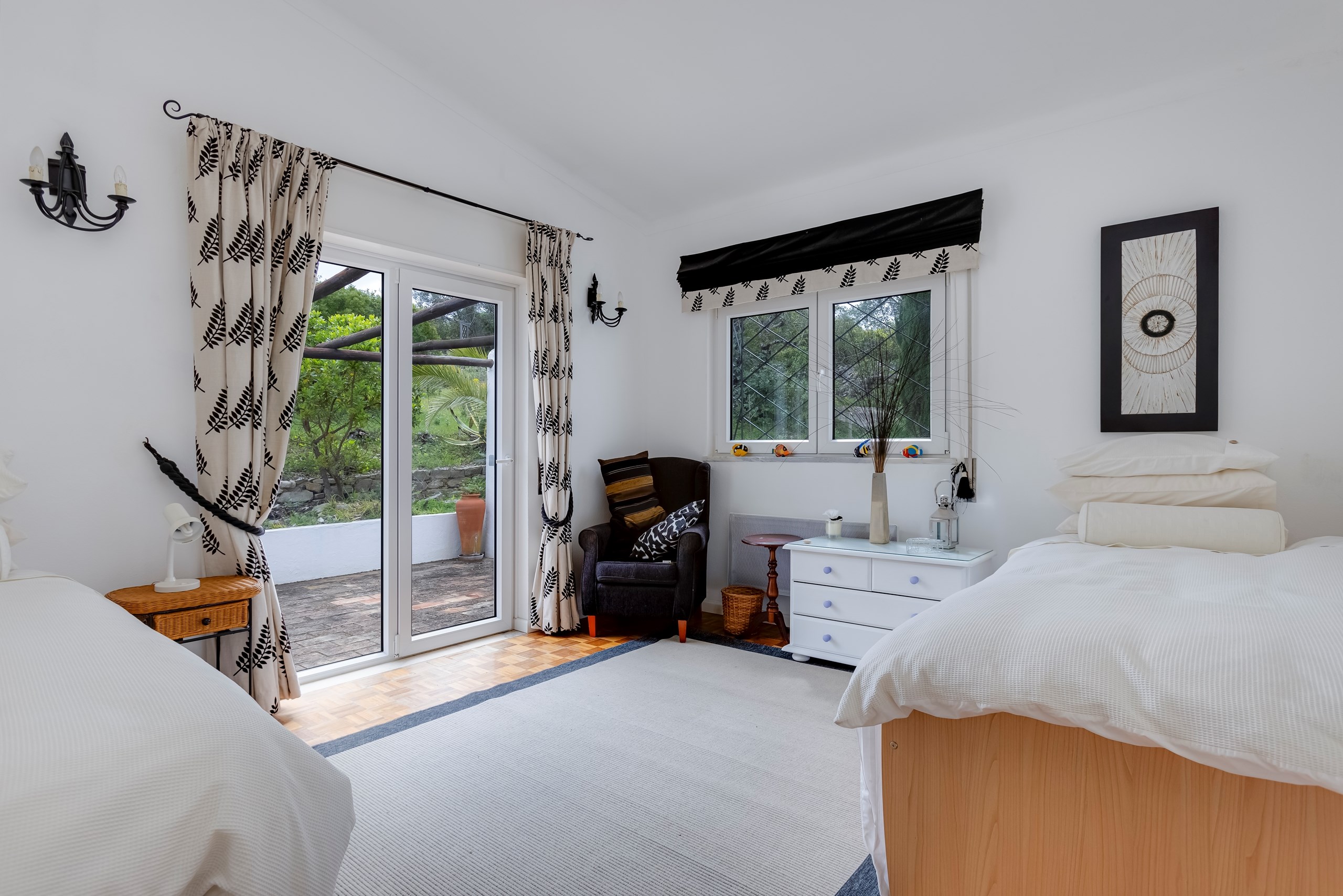 4 Bed, 3 Bath, HouseFor Sale, Faro, Faro, 8005-488