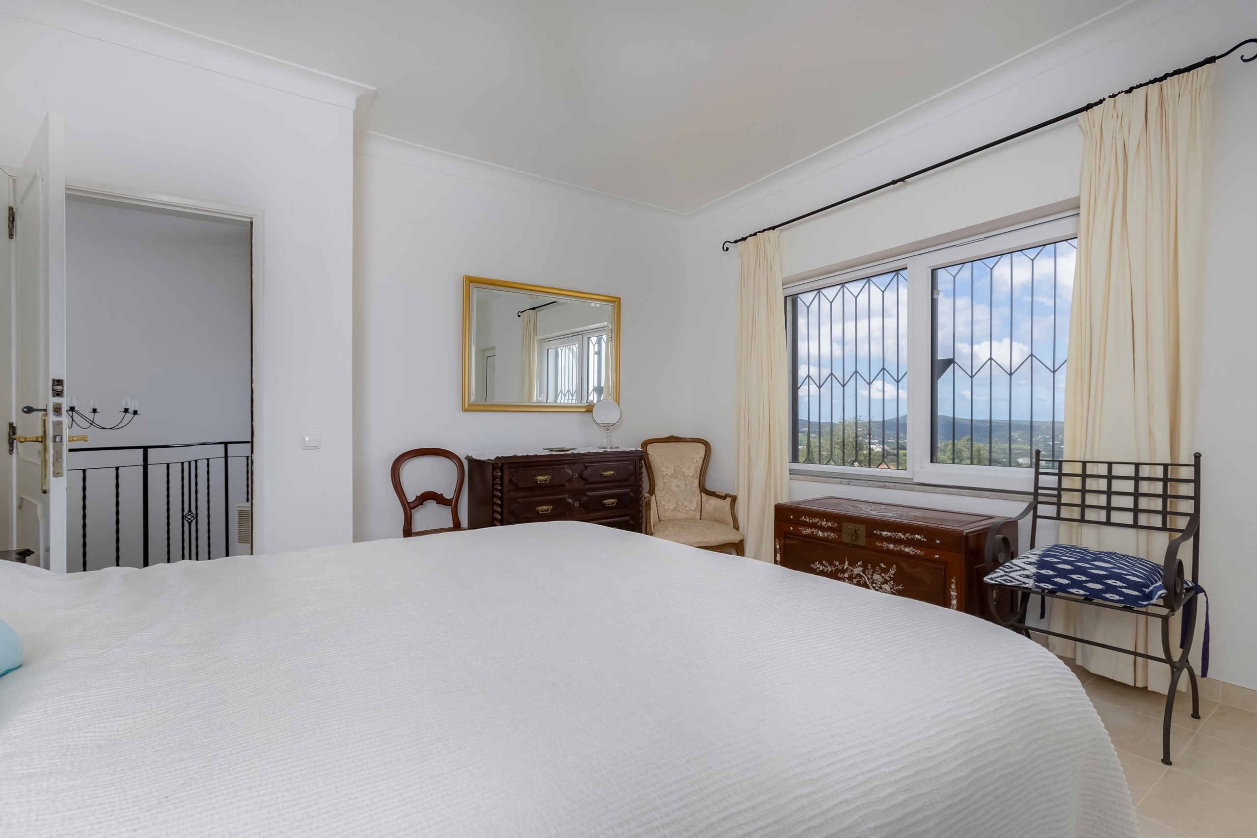 4 Bed, 3 Bath, HouseFor Sale, Faro, Faro, 8005-488