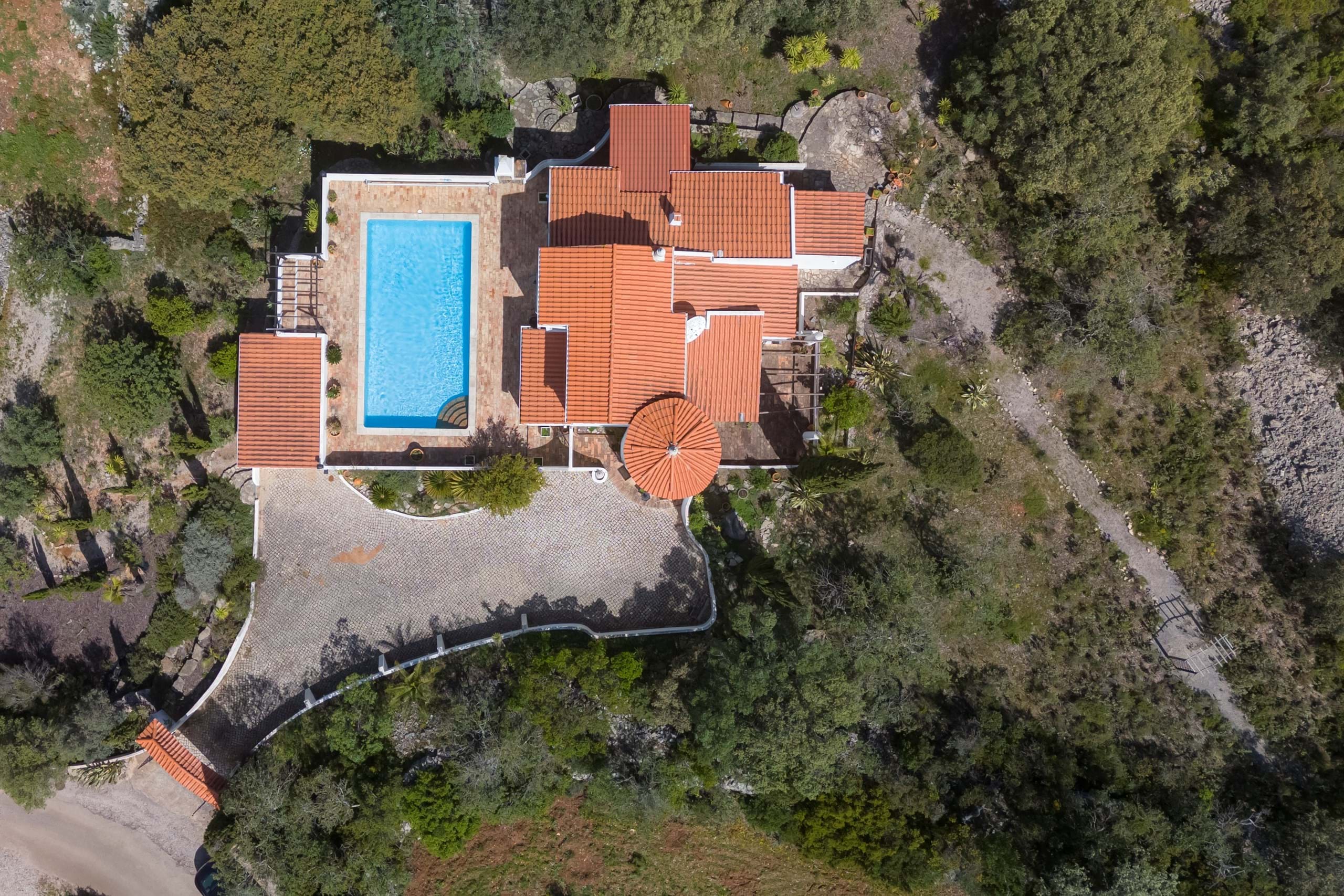 4 Bed, 3 Bath, HouseFor Sale, Faro, Faro, 8005-488