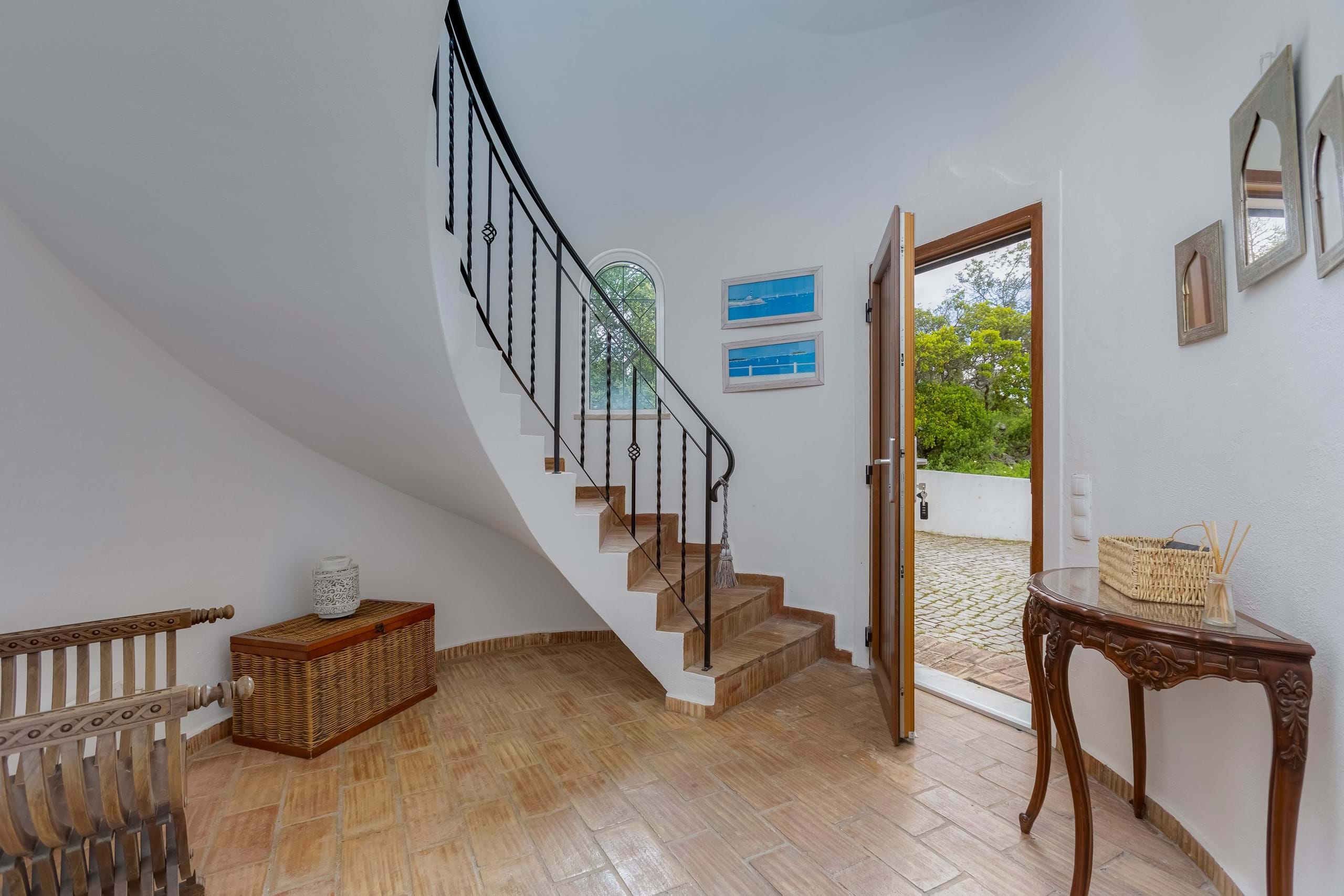 4 Bed, 3 Bath, HouseFor Sale, Faro, Faro, 8005-488