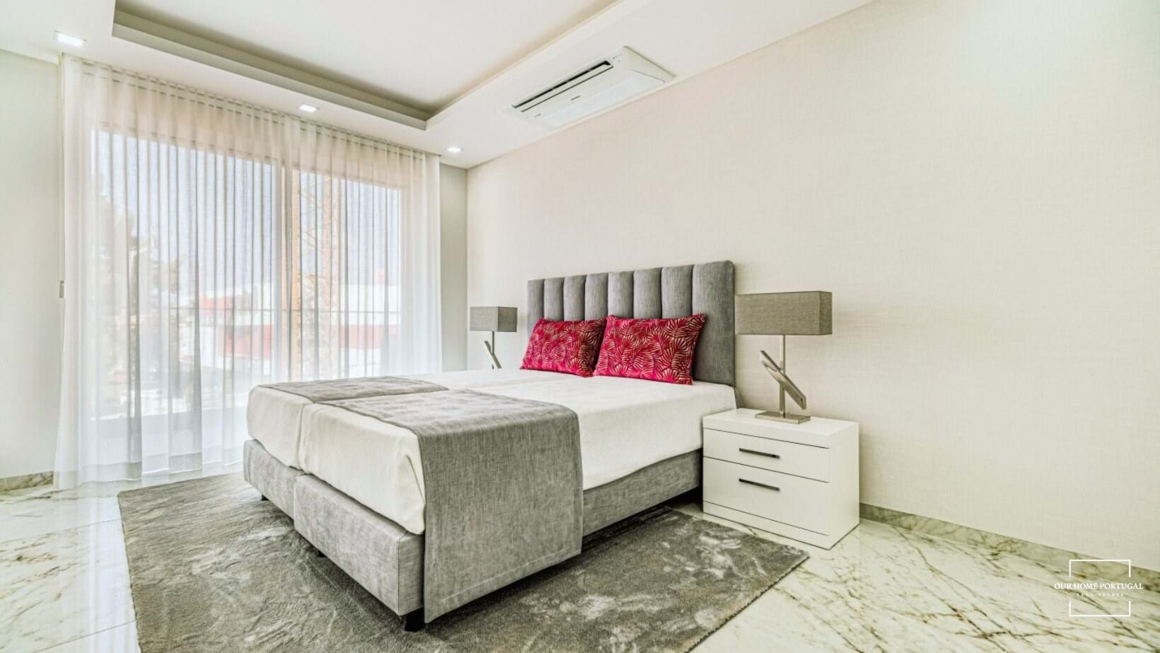 2 Bed, 2 Bath, ApartmentFor Sale, Lagos, Faro, 8600-641