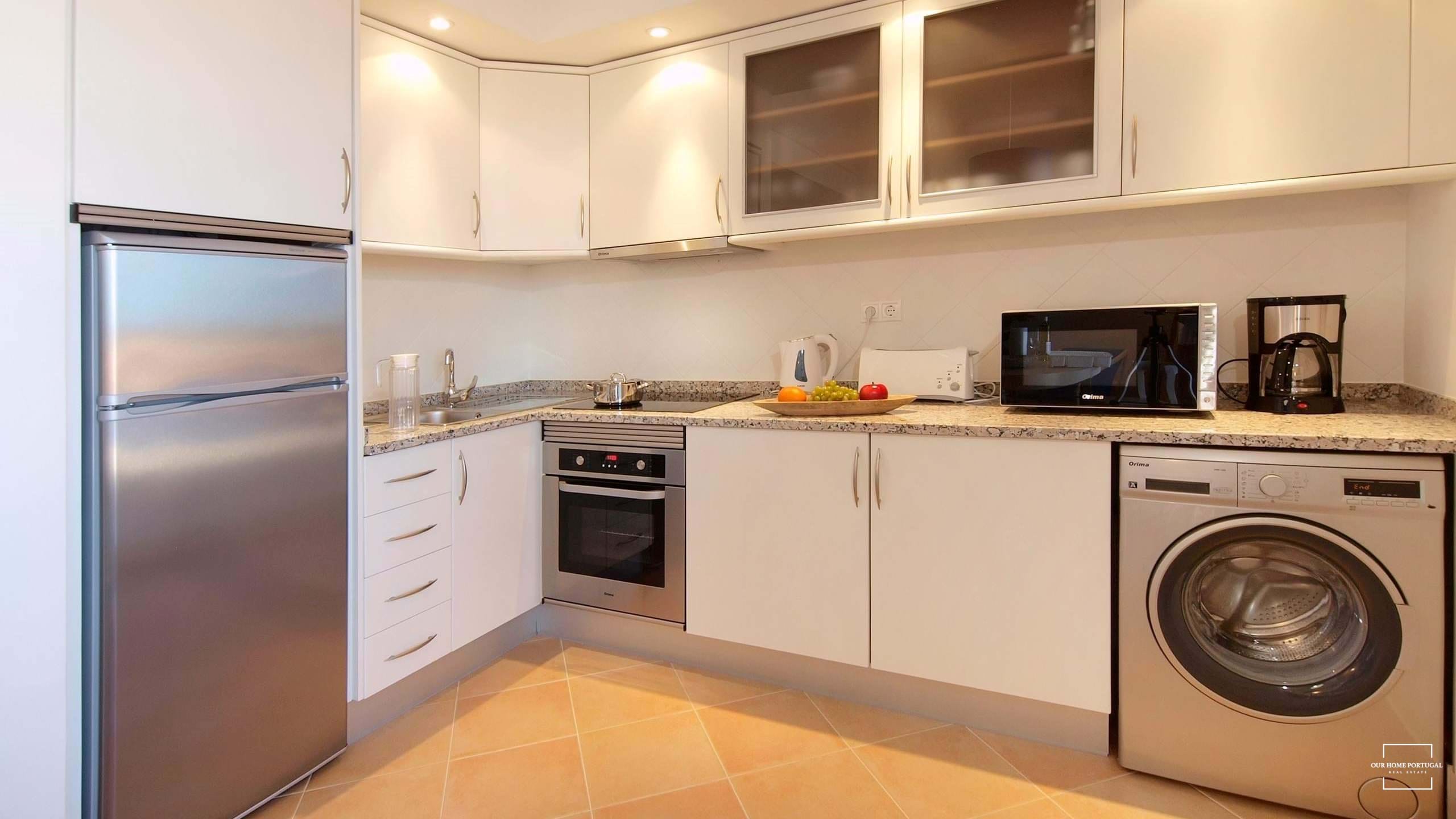 2 Bed, 1 Bath, HouseFor Sale, Lagos, Faro