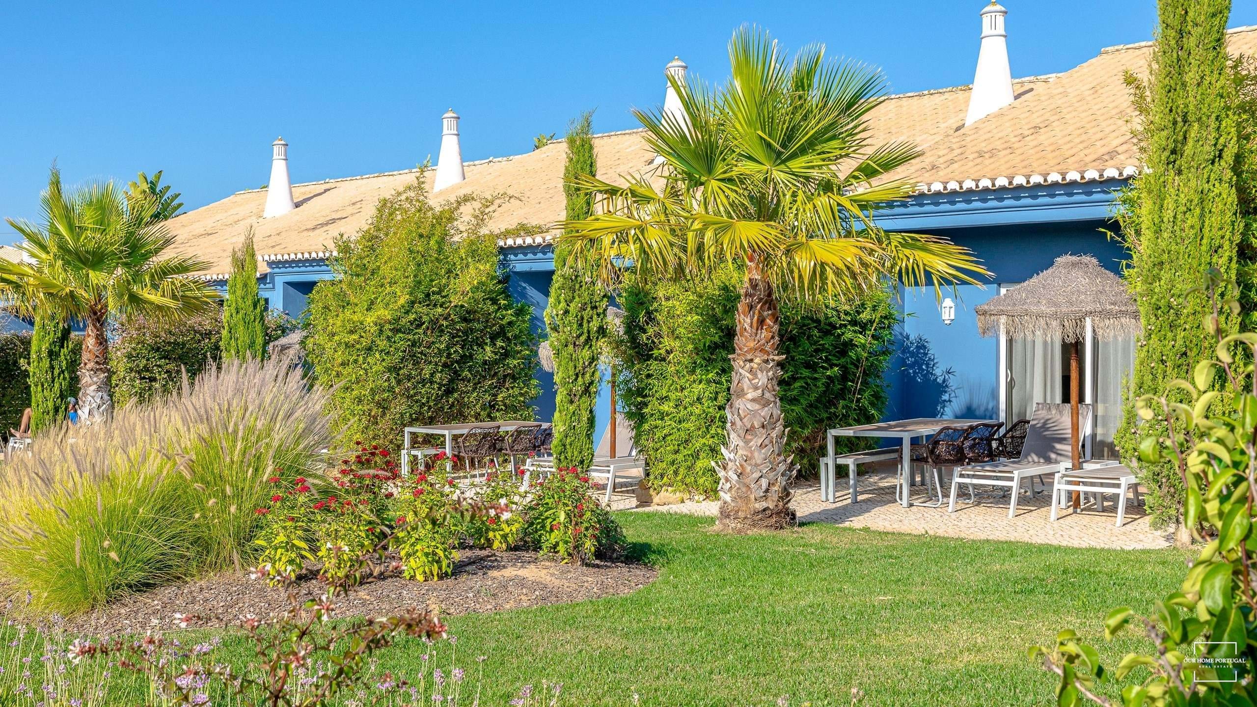 2 Bed, 1 Bath, HouseFor Sale, Lagos, Faro