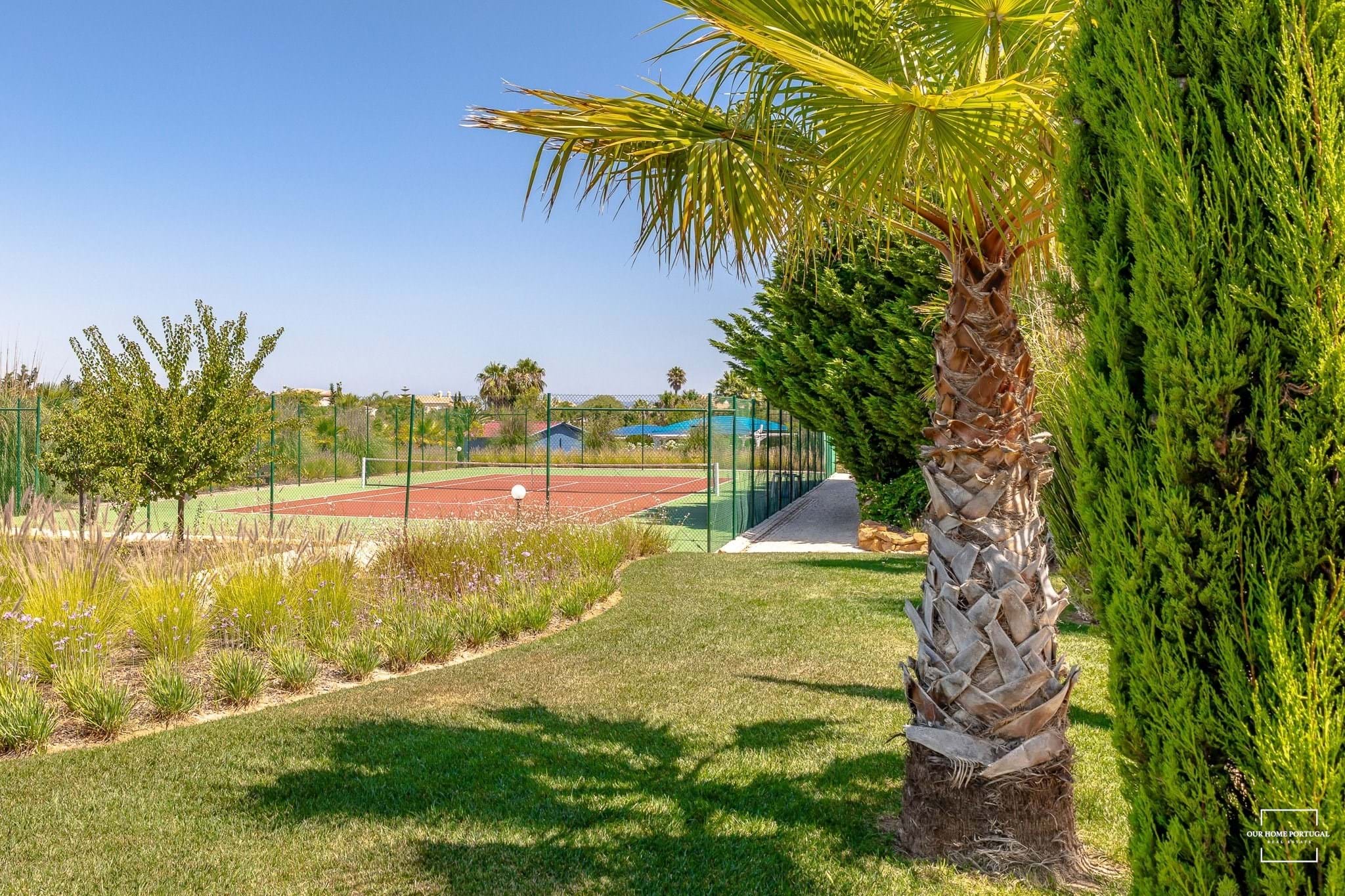 1 Bed, 1 Bath, HouseFor Sale, Lagos, Faro