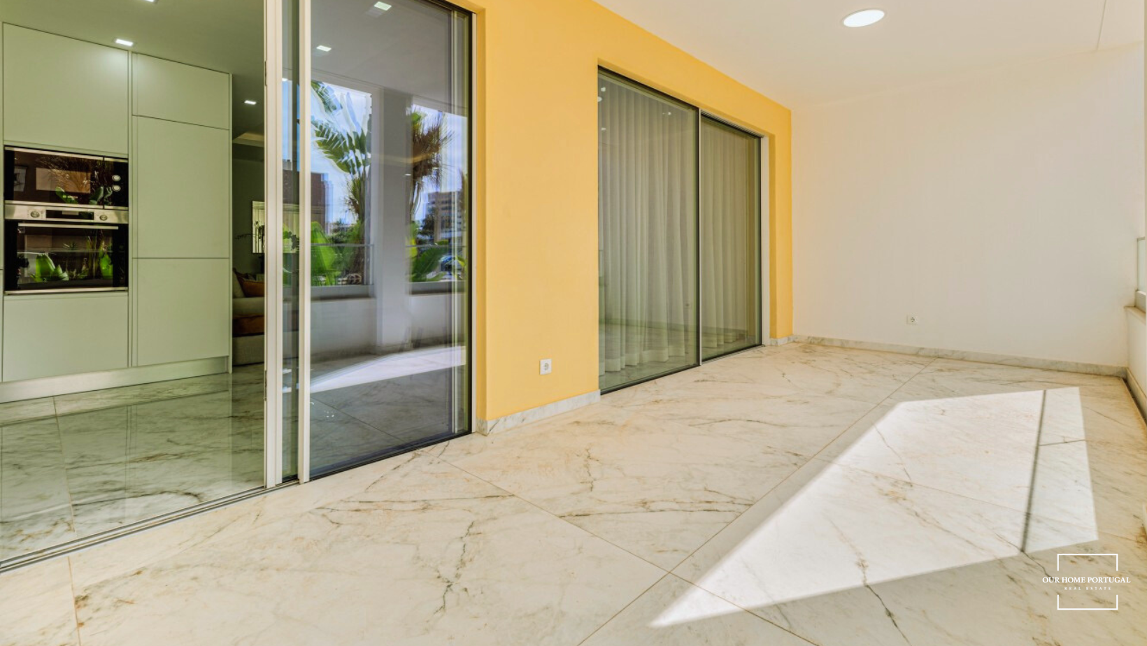 3 Bed, 3 Bath, ApartmentFor Sale, Lagos, Faro, 8600-600