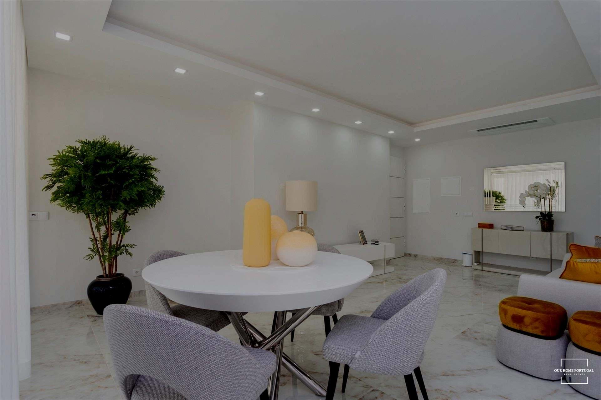 3 Bed, 3 Bath, ApartmentFor Sale, Lagos, Faro, 8600-600