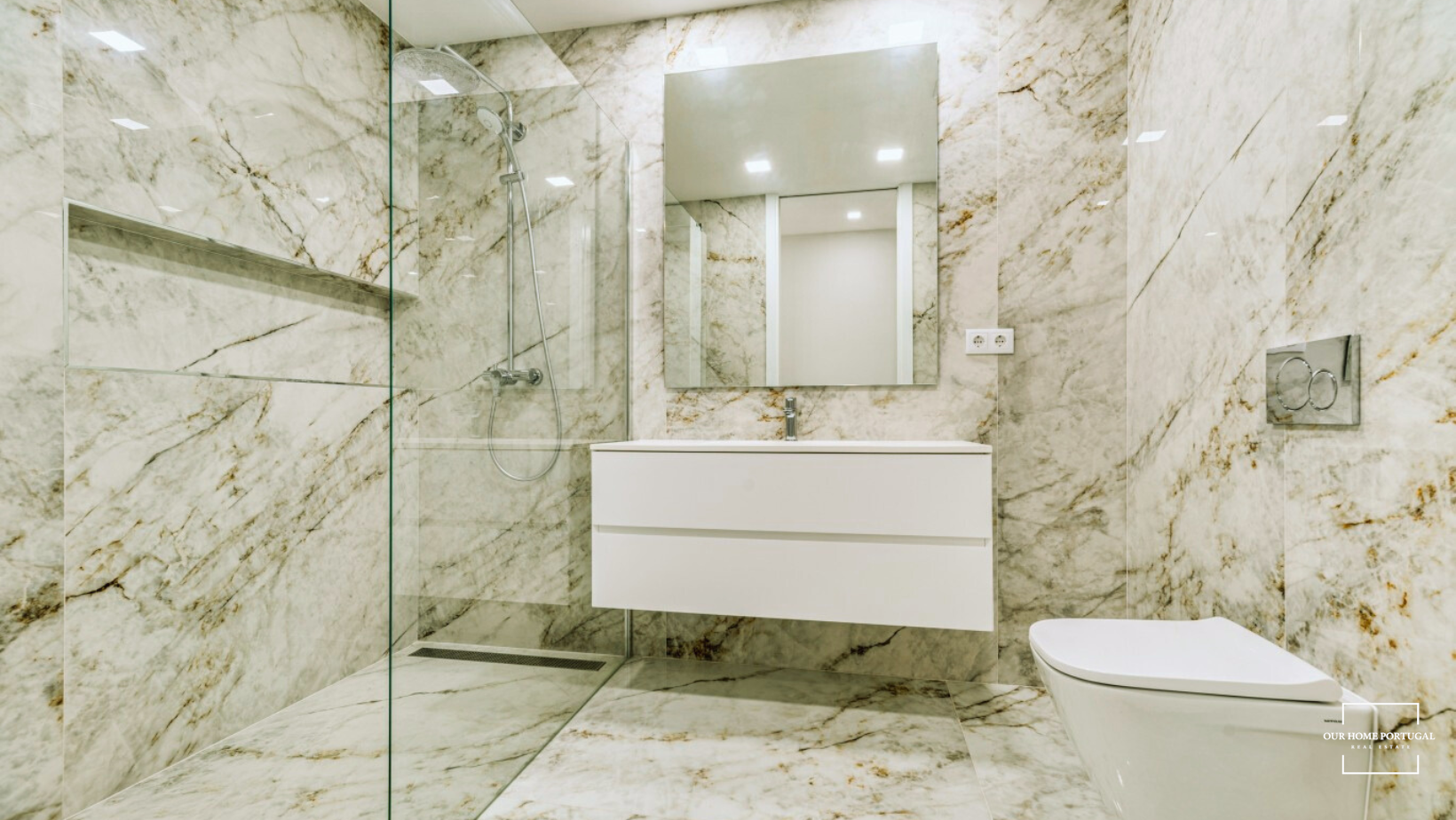 3 Bed, 3 Bath, ApartmentFor Sale, Lagos, Faro, 8600-600