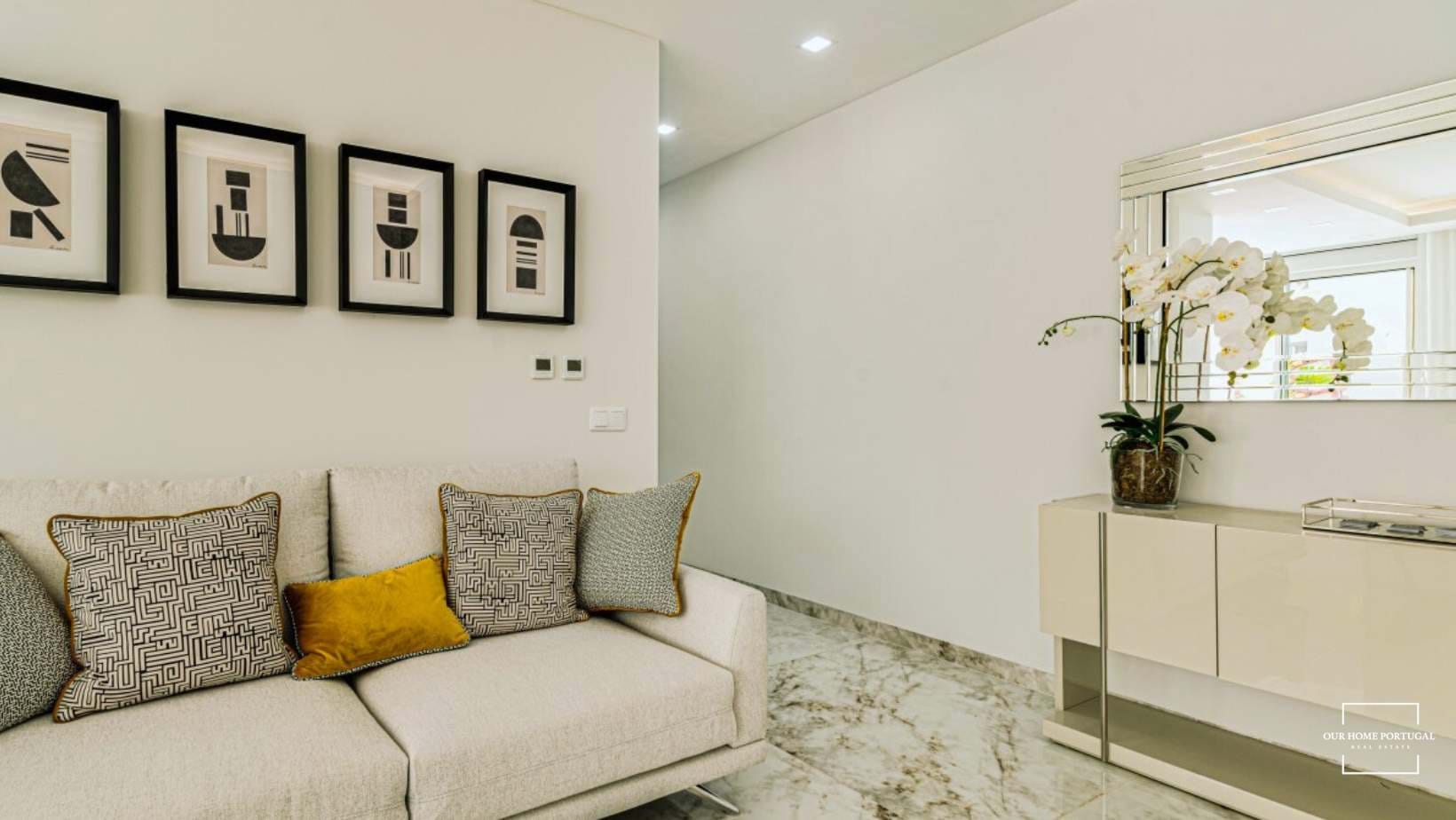 2 Bed, 2 Bath, ApartmentFor Sale, Lagos, Faro, 8600-600